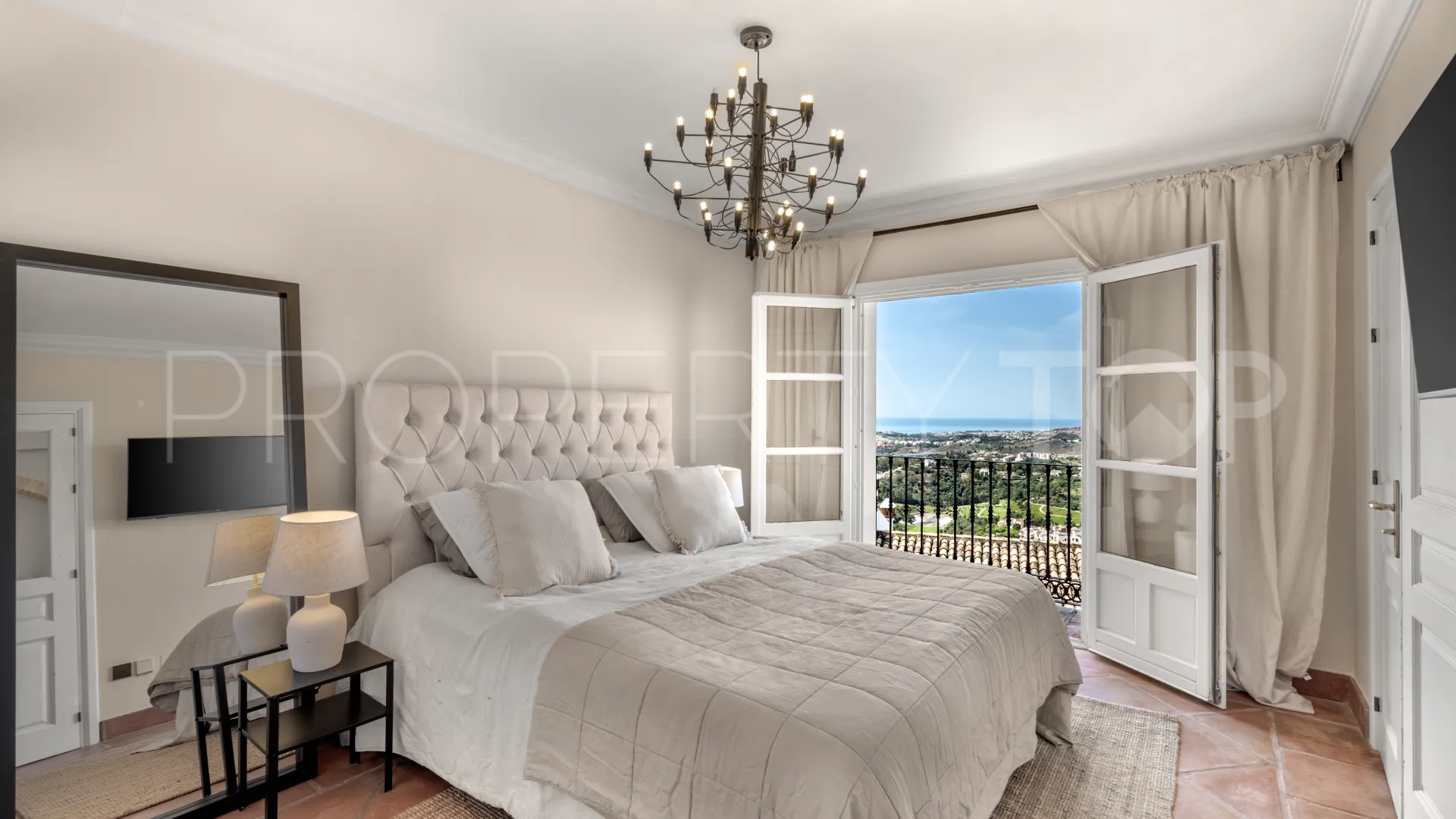 For sale villa in La Heredia