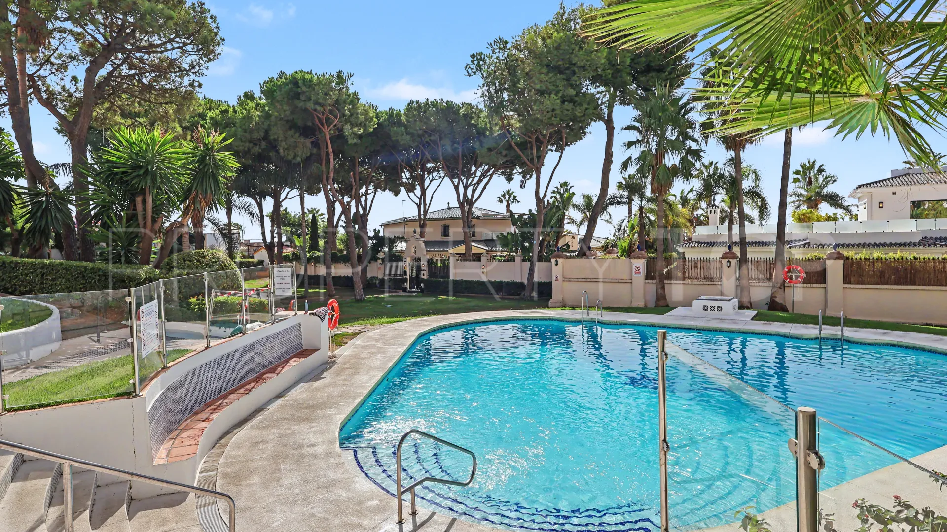 For sale apartment in Andalucia del Mar