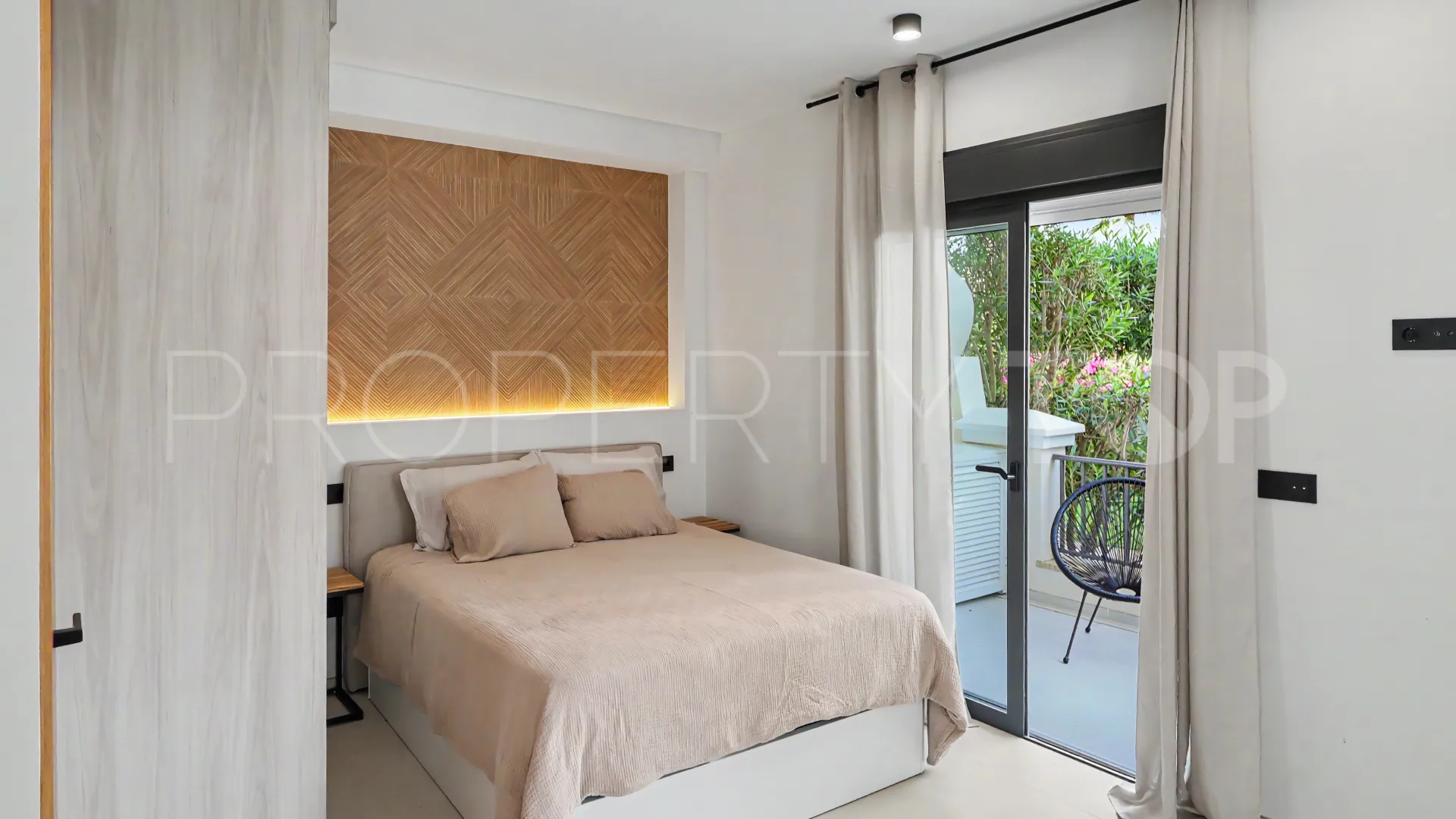 For sale apartment in Andalucia del Mar