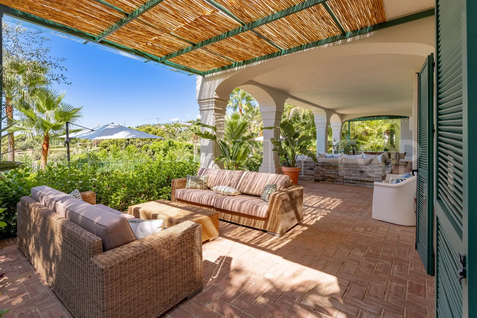 Villa with 5 bedrooms for sale in Cascada de Camojan