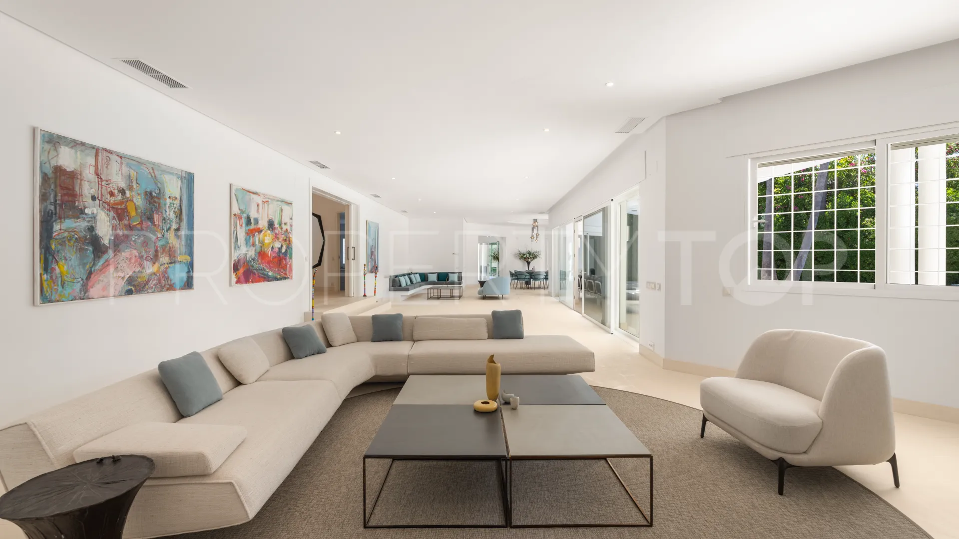 Villa with 6 bedrooms for sale in Guadalmina Baja