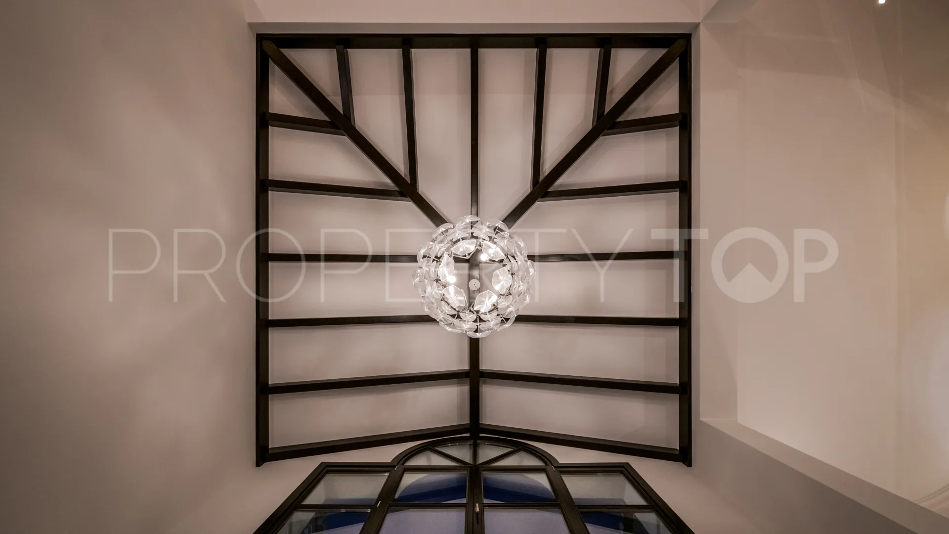 Buy villa in La Cerquilla