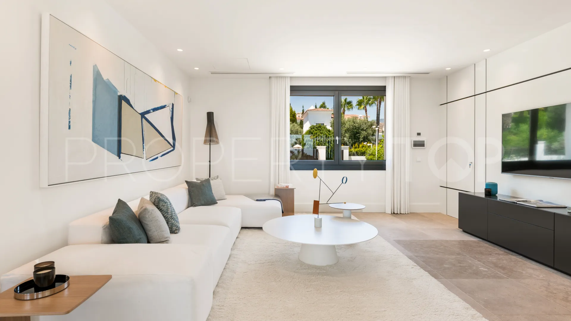 Buy villa in La Cerquilla