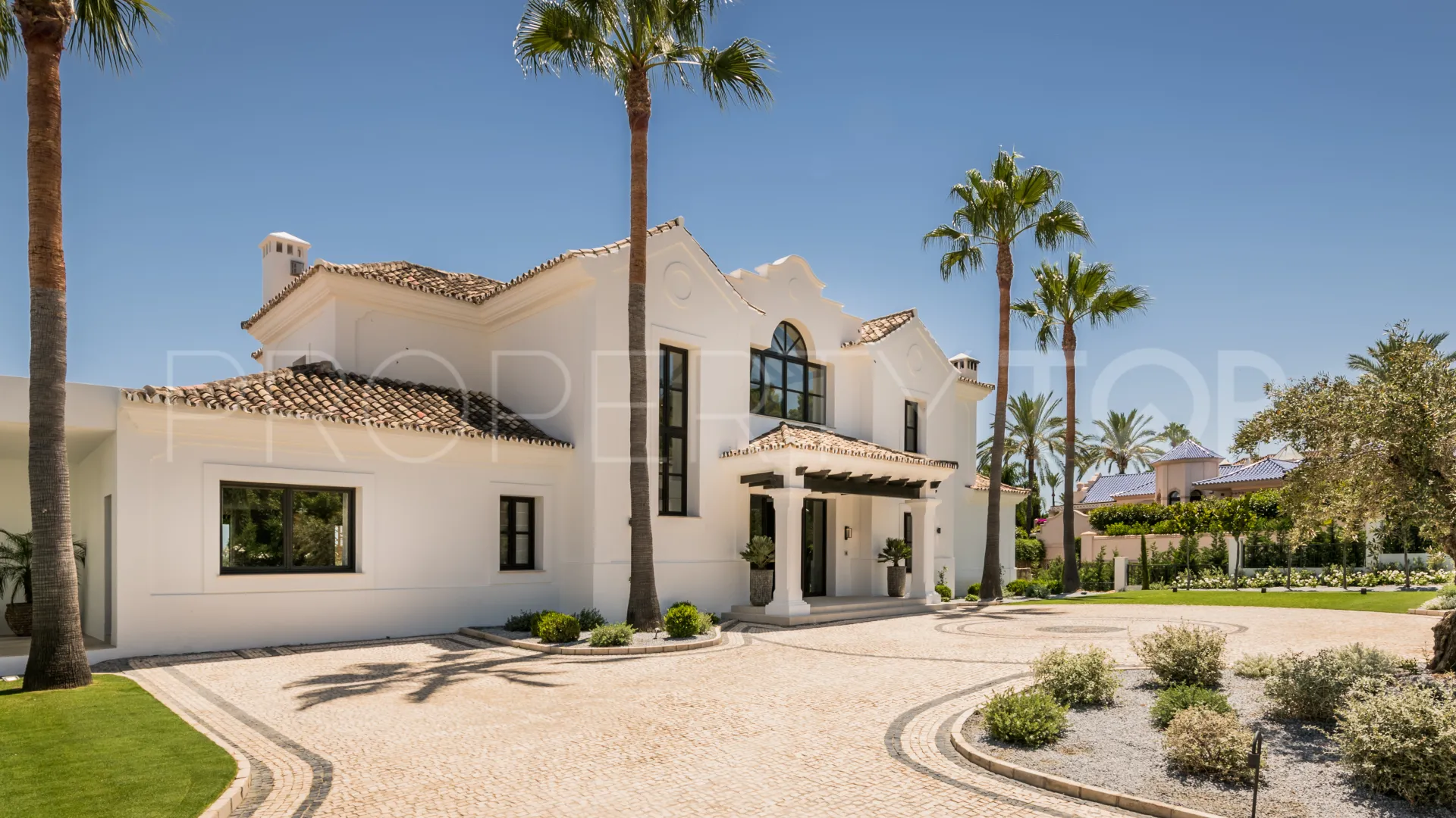 Buy villa in La Cerquilla