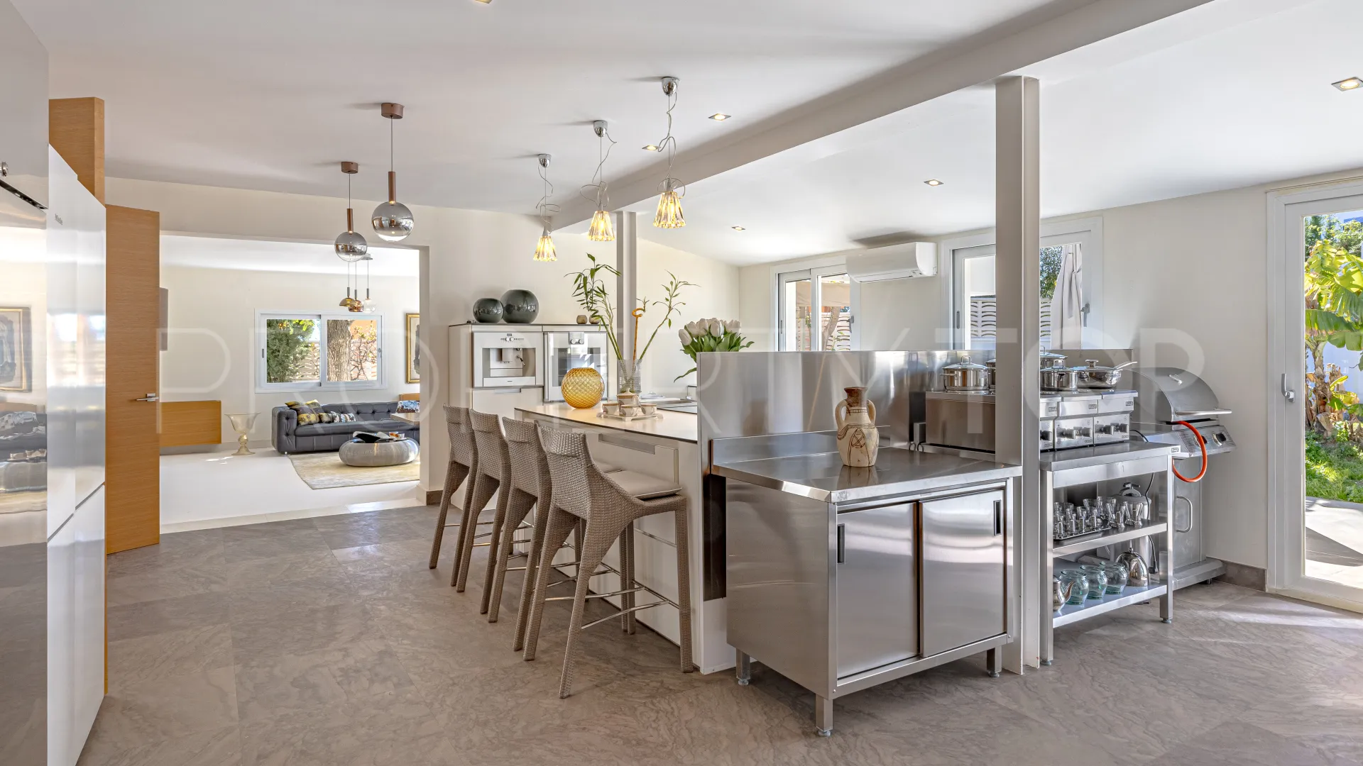 Villa en venta en Guadalmina Alta