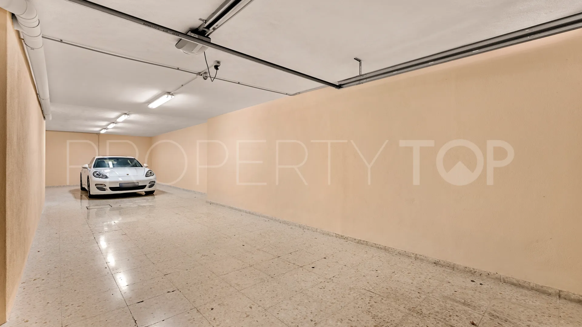 Buy Bahia de Marbella villa