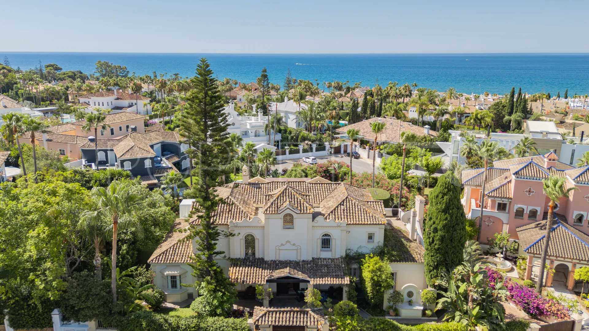 Buy Bahia de Marbella villa