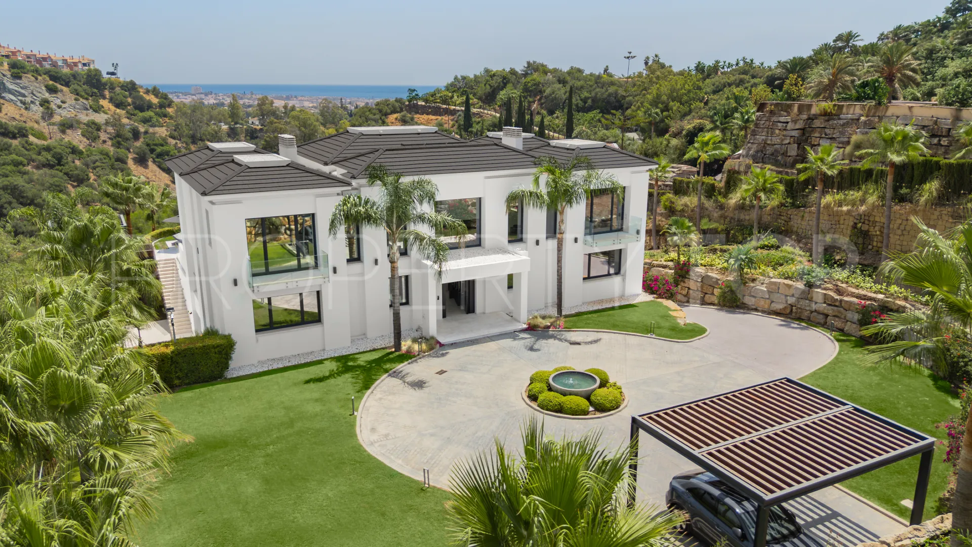 Comprar villa en Los Almendros de 6 dormitorios