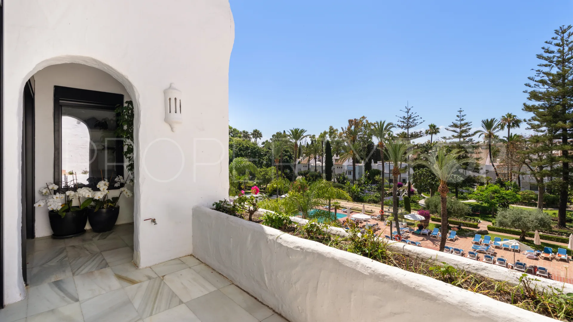 Duplex penthouse in Alcazaba for sale