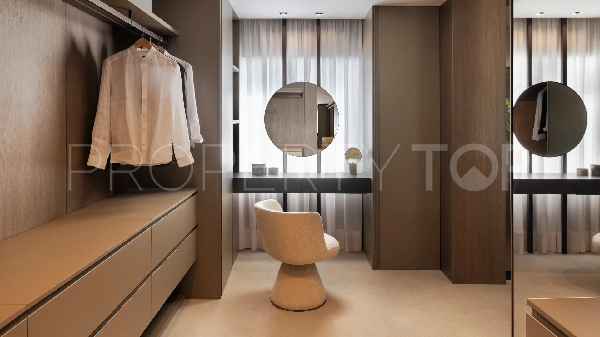 3 bedrooms penthouse for sale in Kings Hills