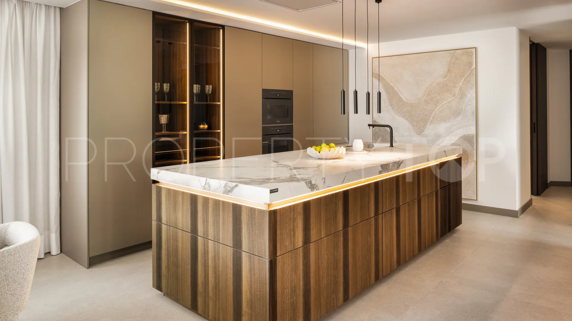 3 bedrooms penthouse for sale in Kings Hills
