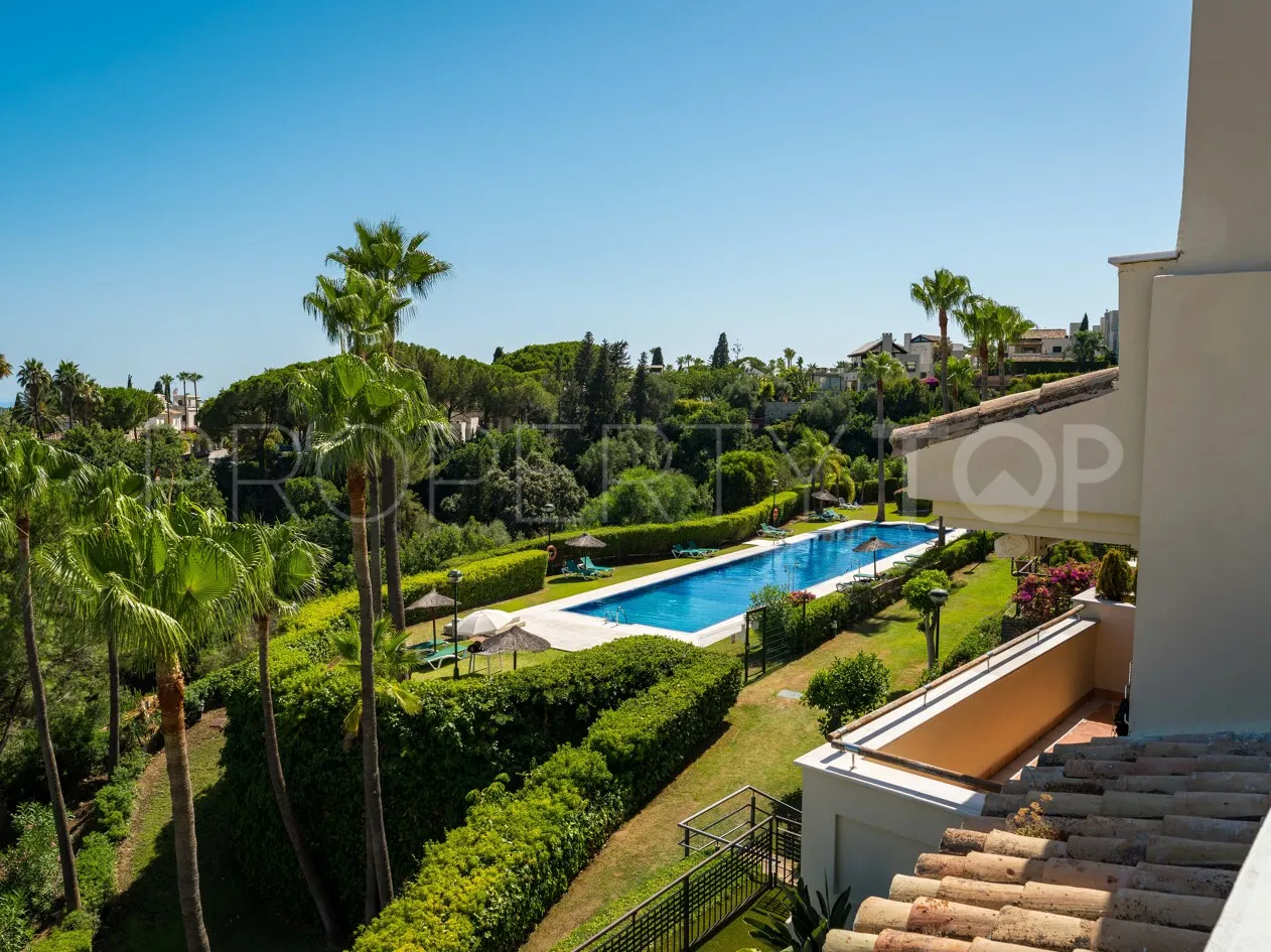 For sale penthouse in Condado de Sierra Blanca with 4 bedrooms