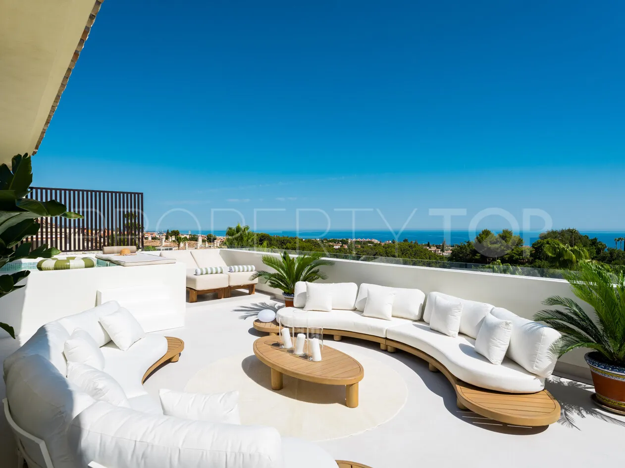 For sale penthouse in Condado de Sierra Blanca with 4 bedrooms