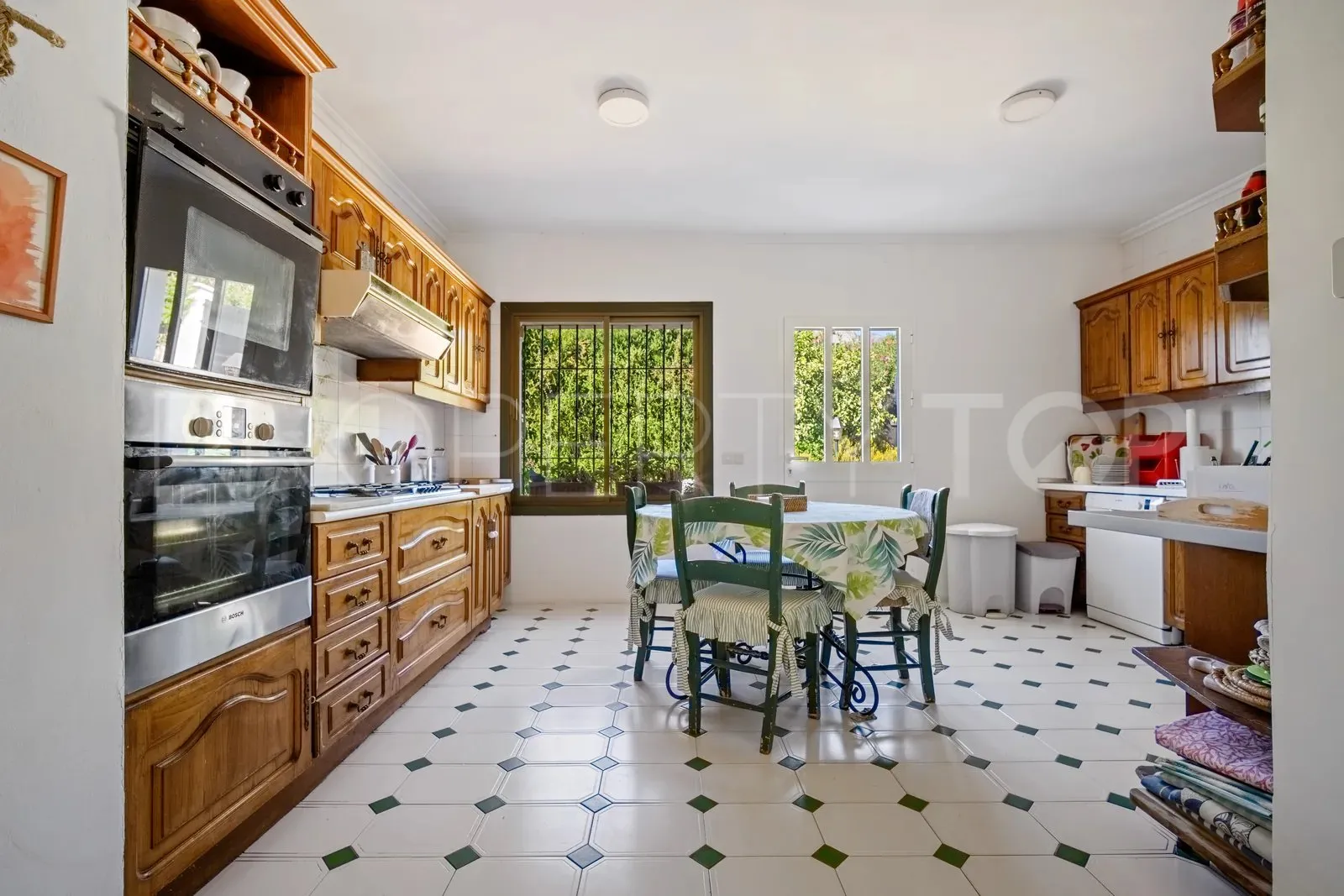Comprar villa en La Merced de 4 dormitorios