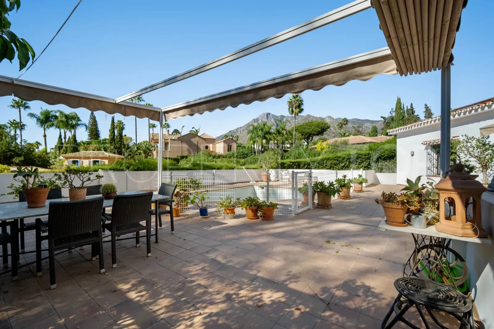 Comprar villa en La Merced de 4 dormitorios