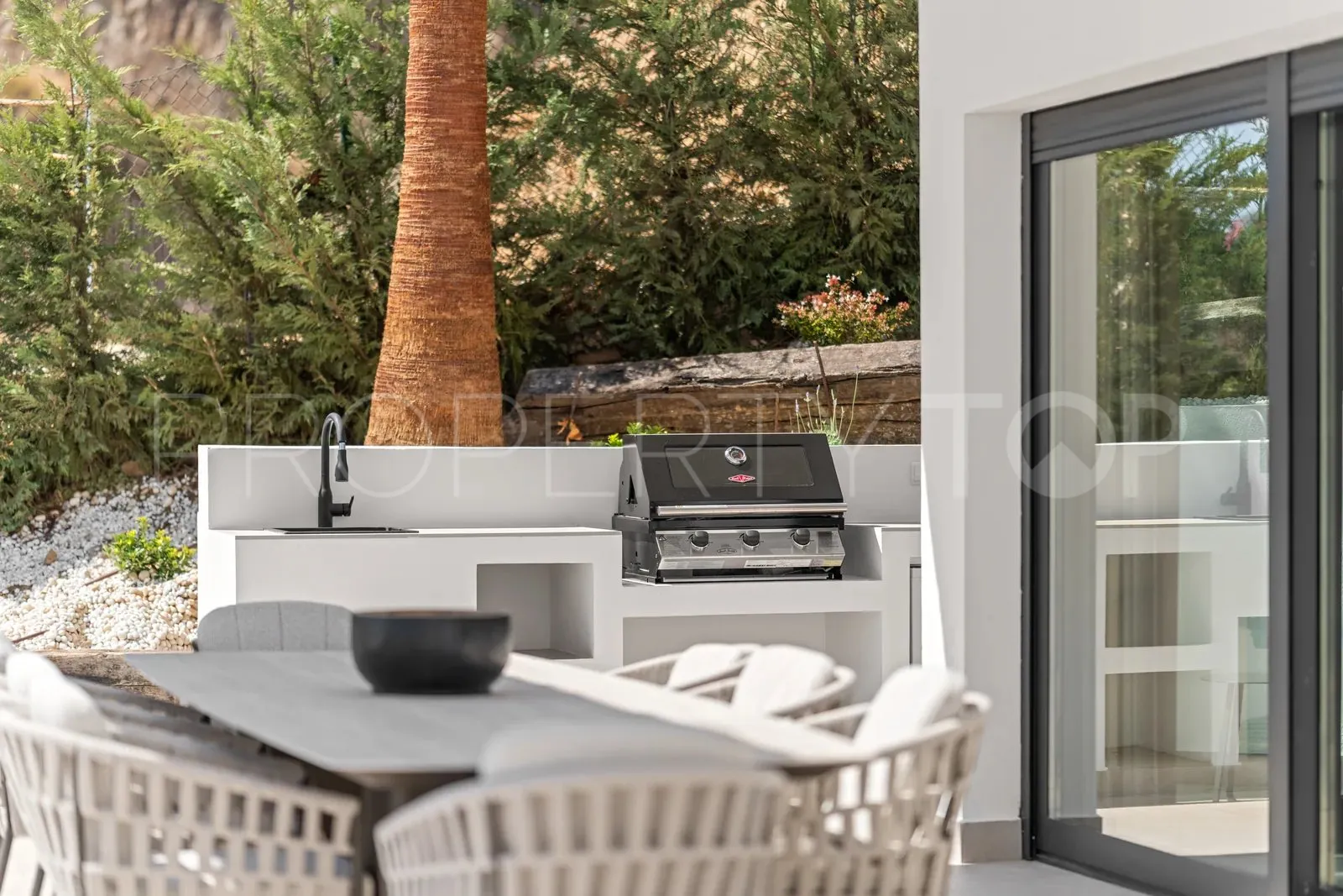 Villa for sale in Monte Mayor with 5 bedrooms