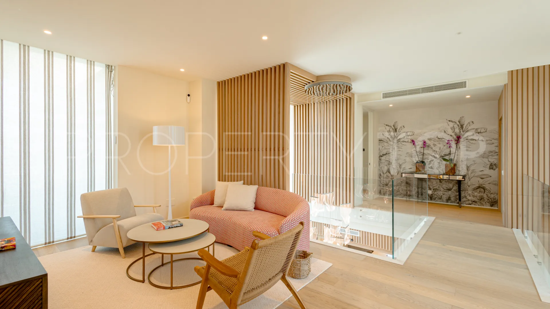Buy Los Monteros Playa villa with 5 bedrooms