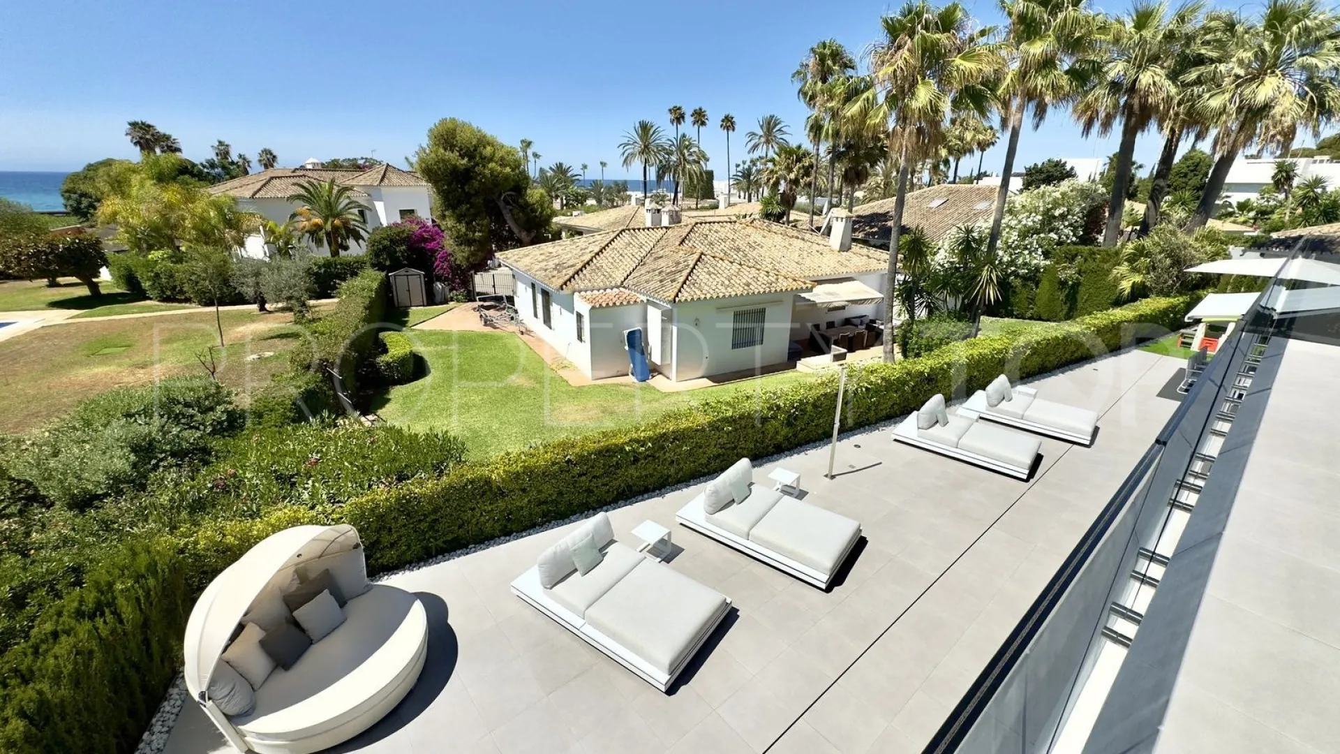 Villa con 4 dormitorios en venta en Los Monteros