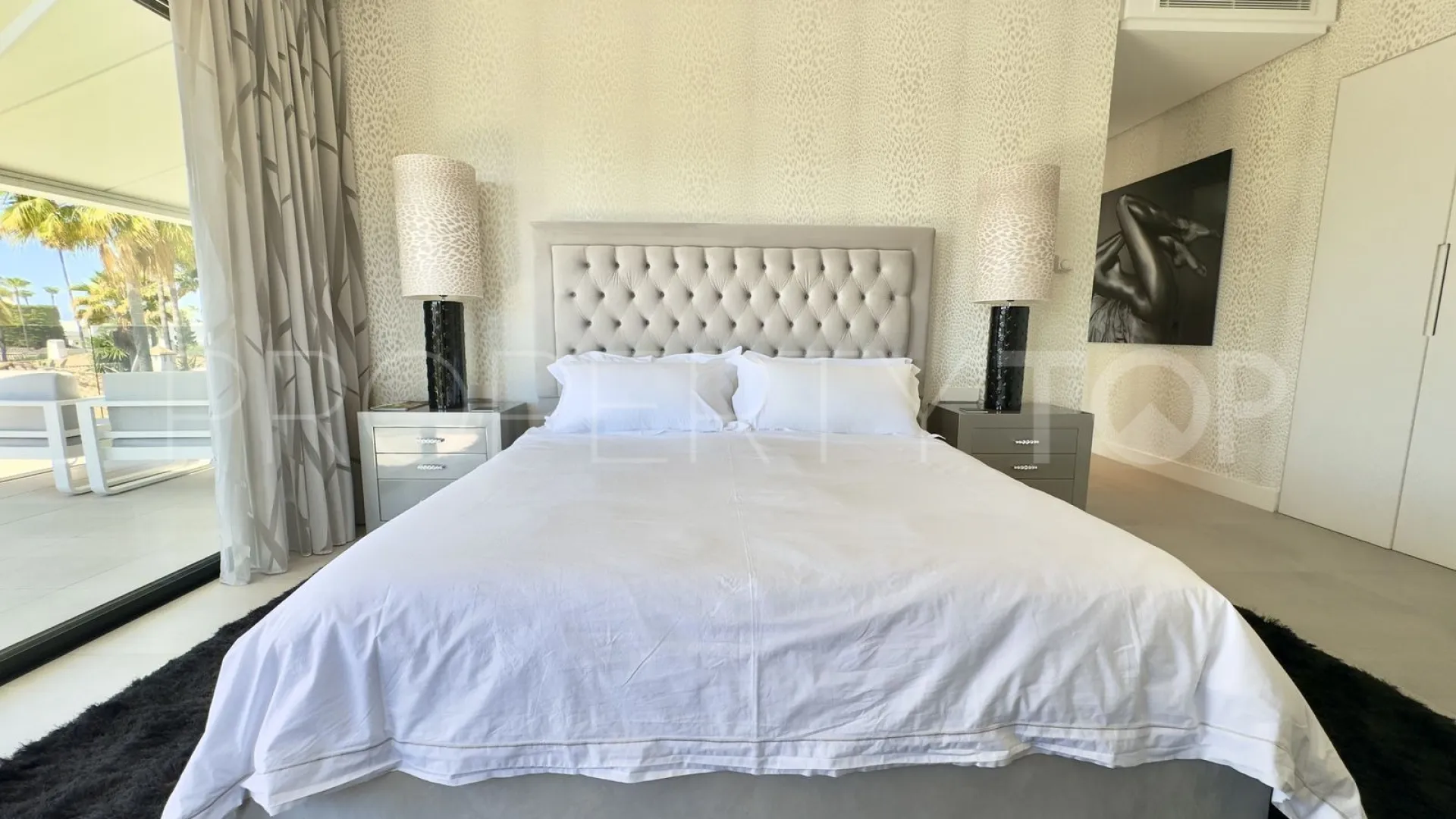 Villa con 4 dormitorios en venta en Los Monteros