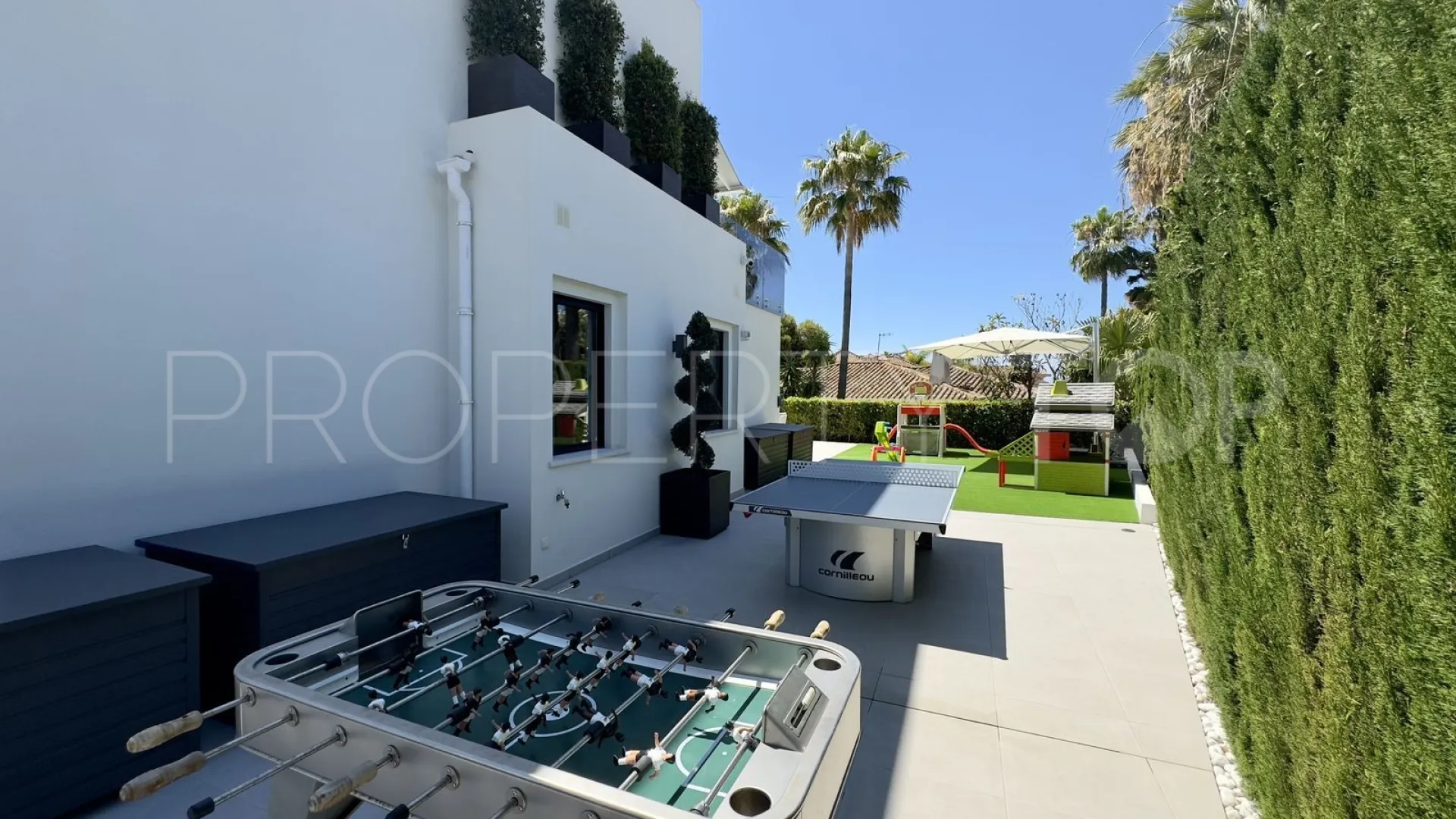 Villa con 4 dormitorios en venta en Los Monteros