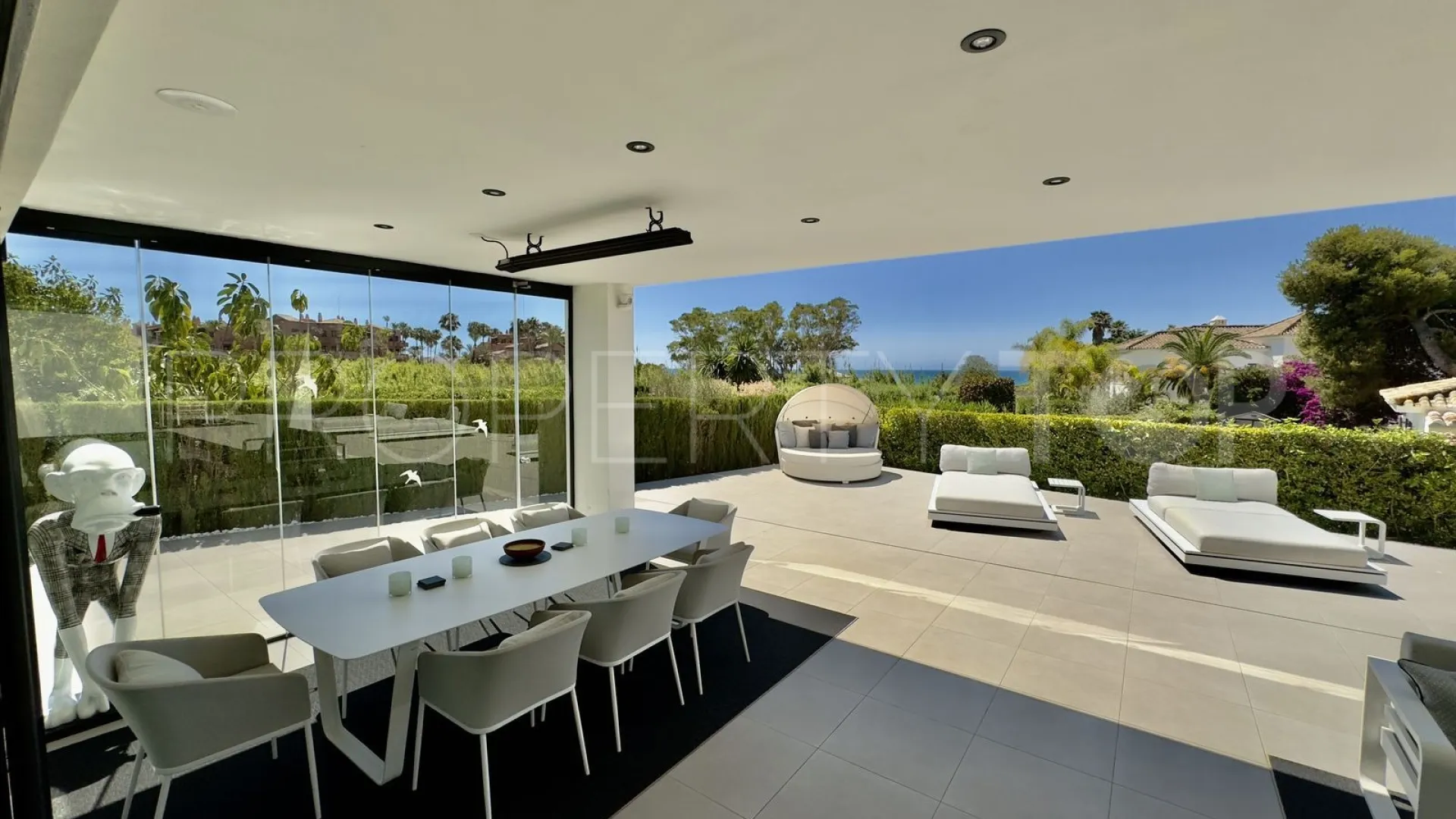 Villa con 4 dormitorios en venta en Los Monteros