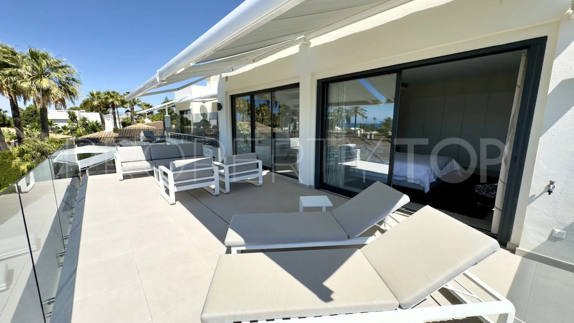 Villa con 4 dormitorios en venta en Los Monteros