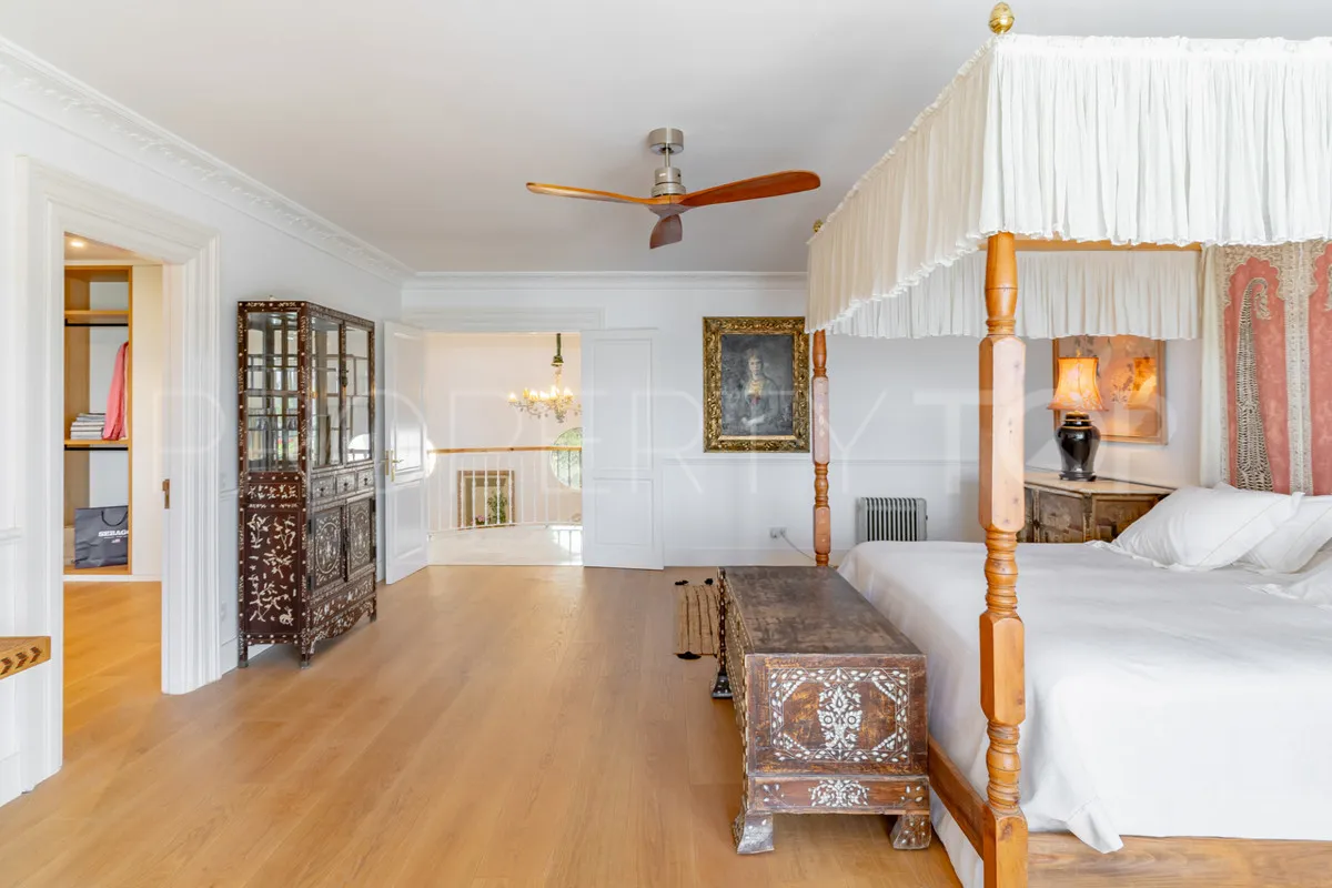 Se vende villa en Casasola