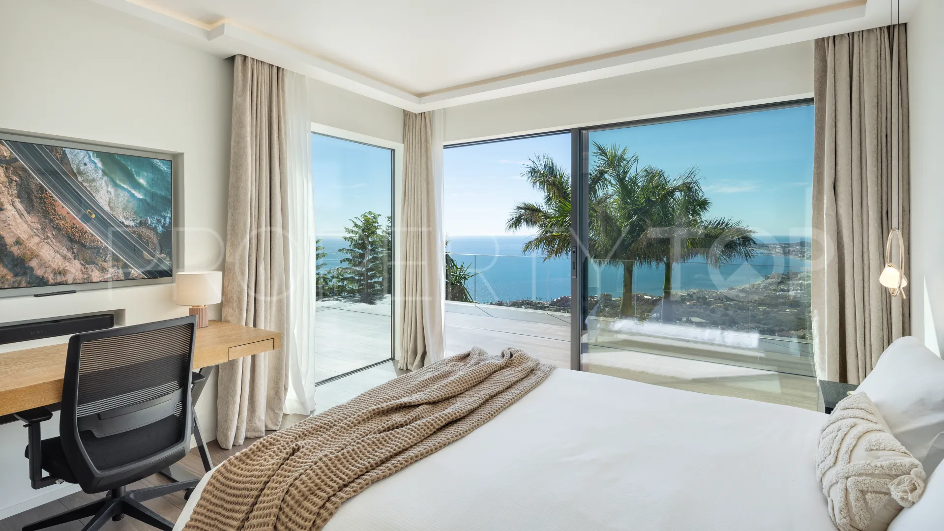 Villa en venta en Benalmadena