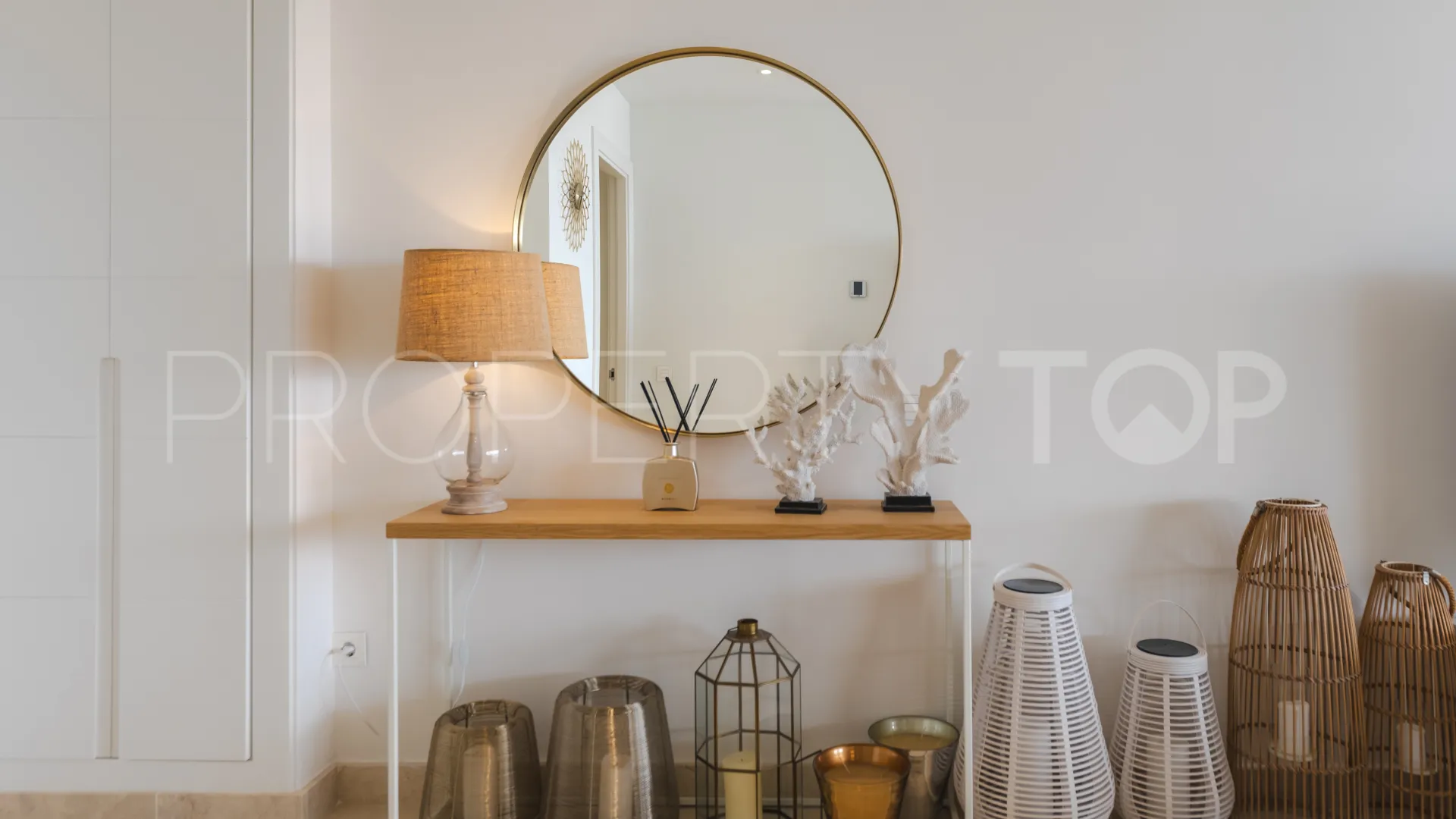 Se vende apartamento de 2 dormitorios en La Morelia de Marbella