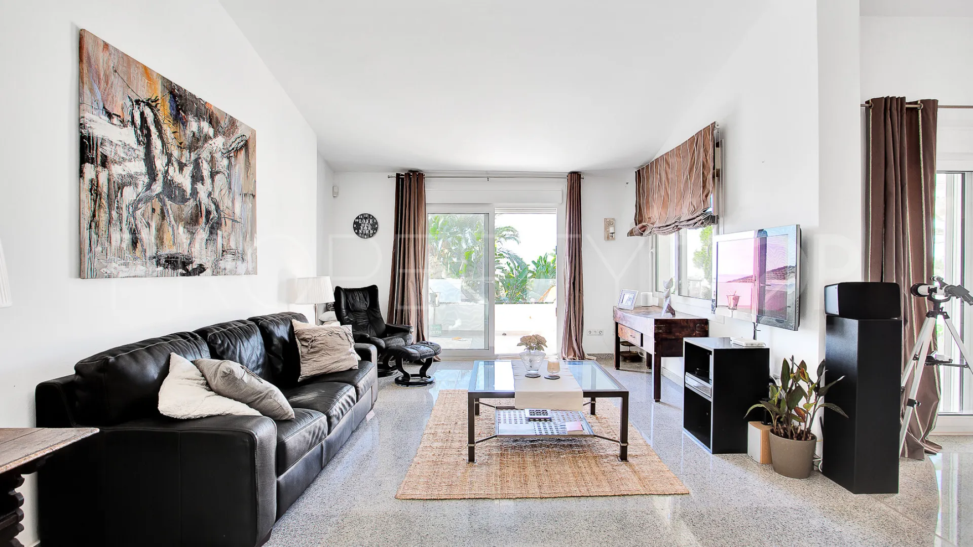 For sale villa with 6 bedrooms in Marbesa