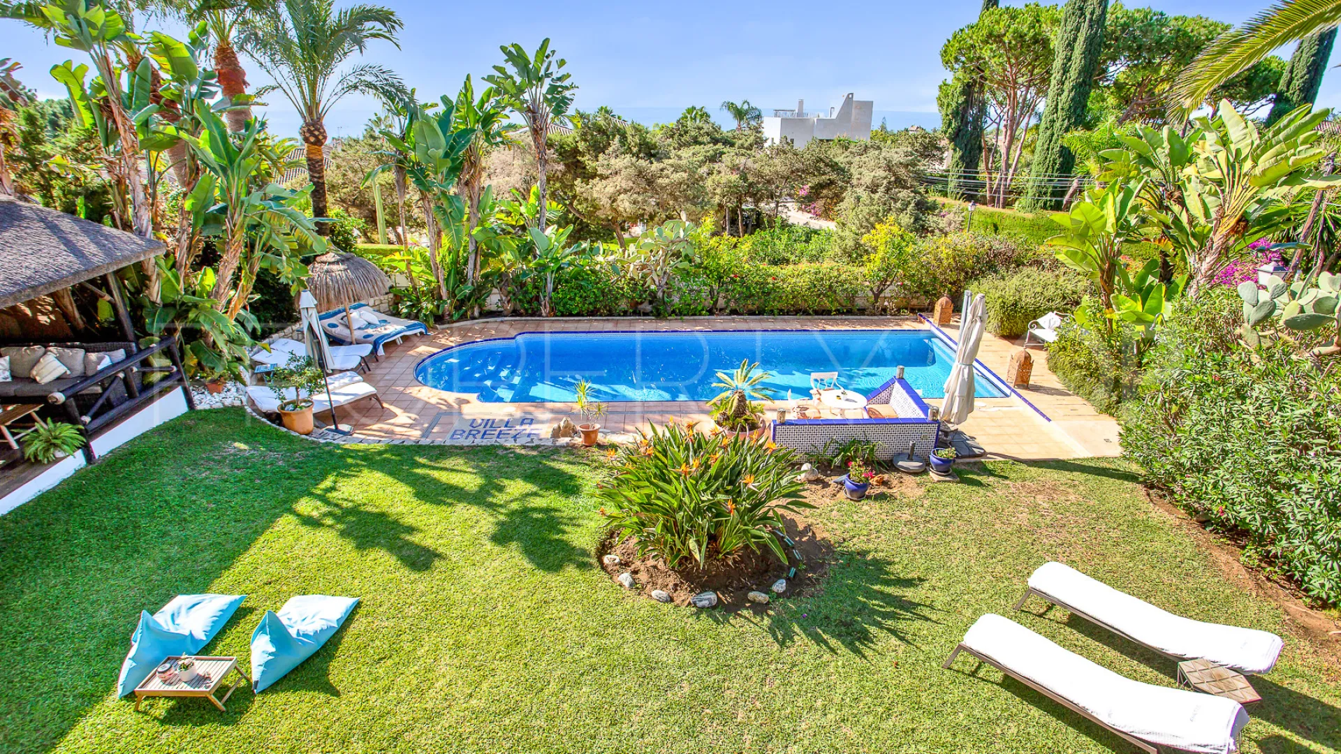For sale villa with 6 bedrooms in Marbesa