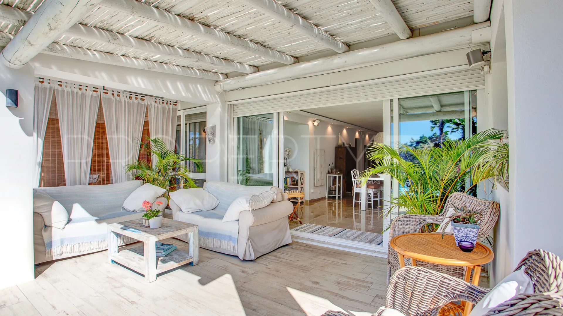 For sale villa with 6 bedrooms in Marbesa