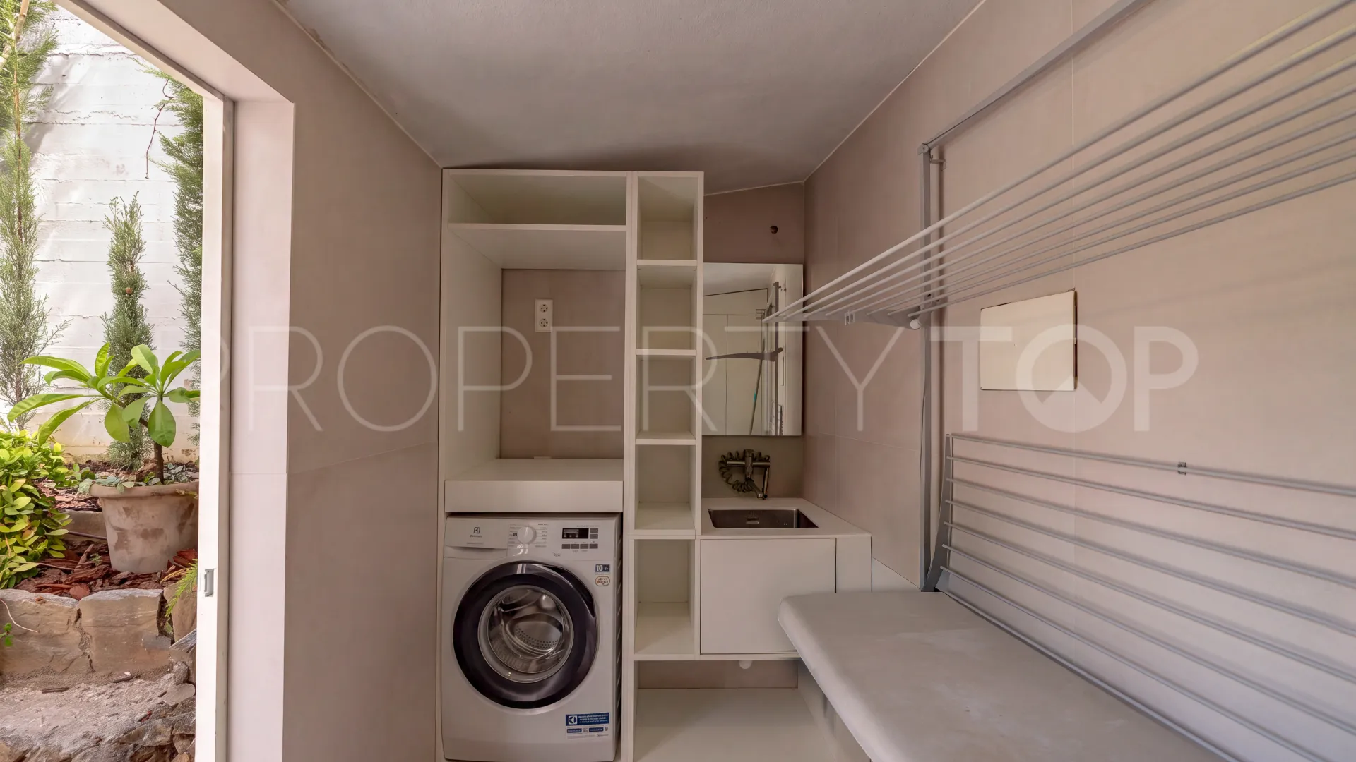 Villa for sale in Atalaya de Rio Verde