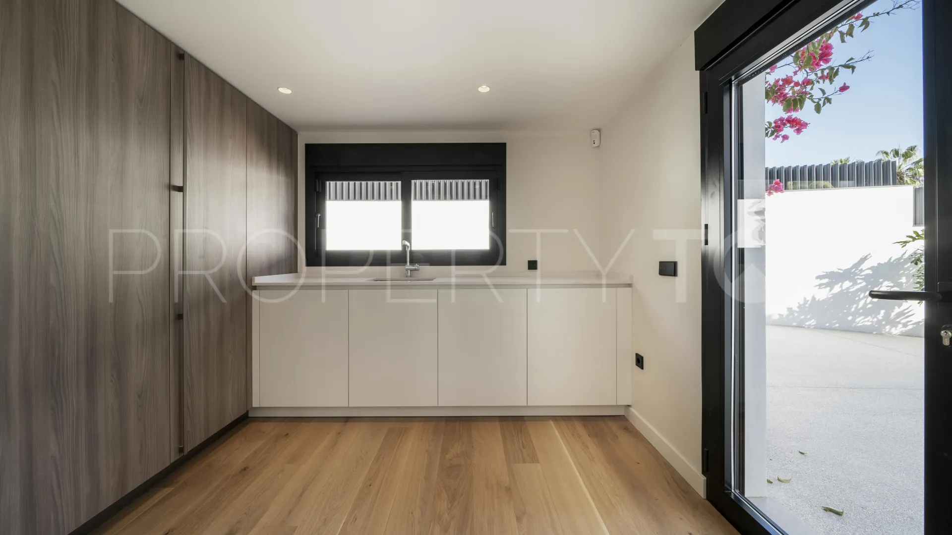 Comprar villa en Nagüeles