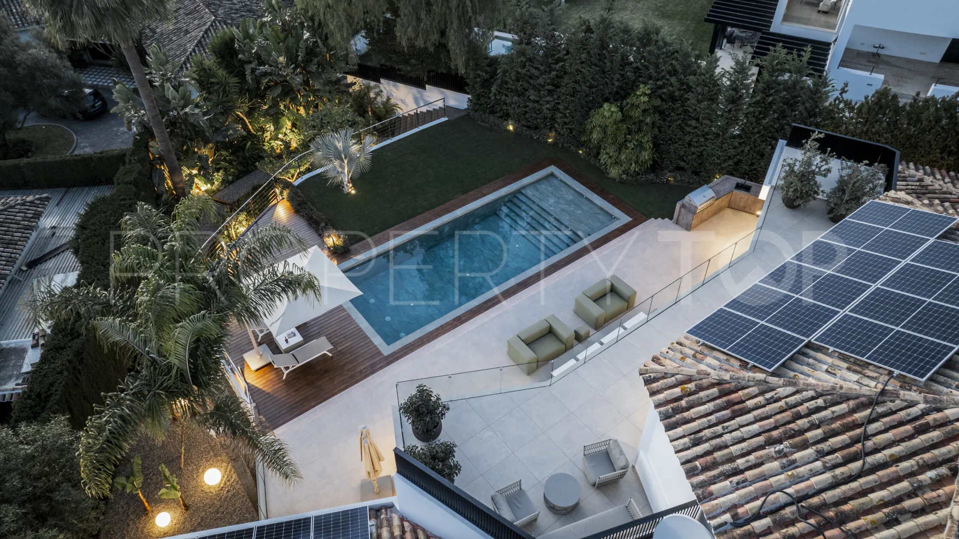 Comprar villa en Nagüeles