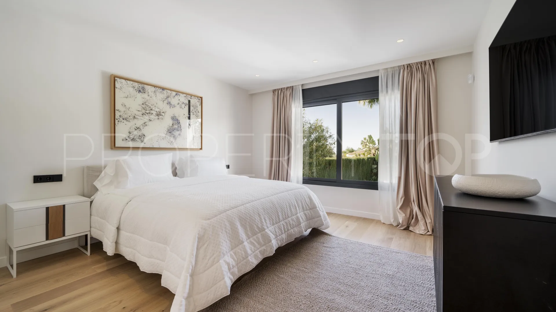 Comprar villa en Nagüeles