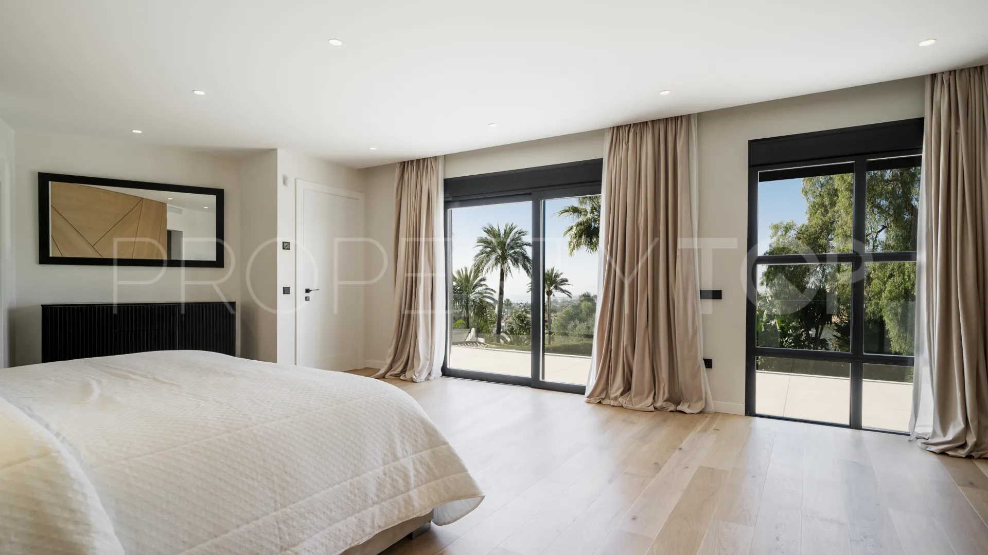 Comprar villa en Nagüeles