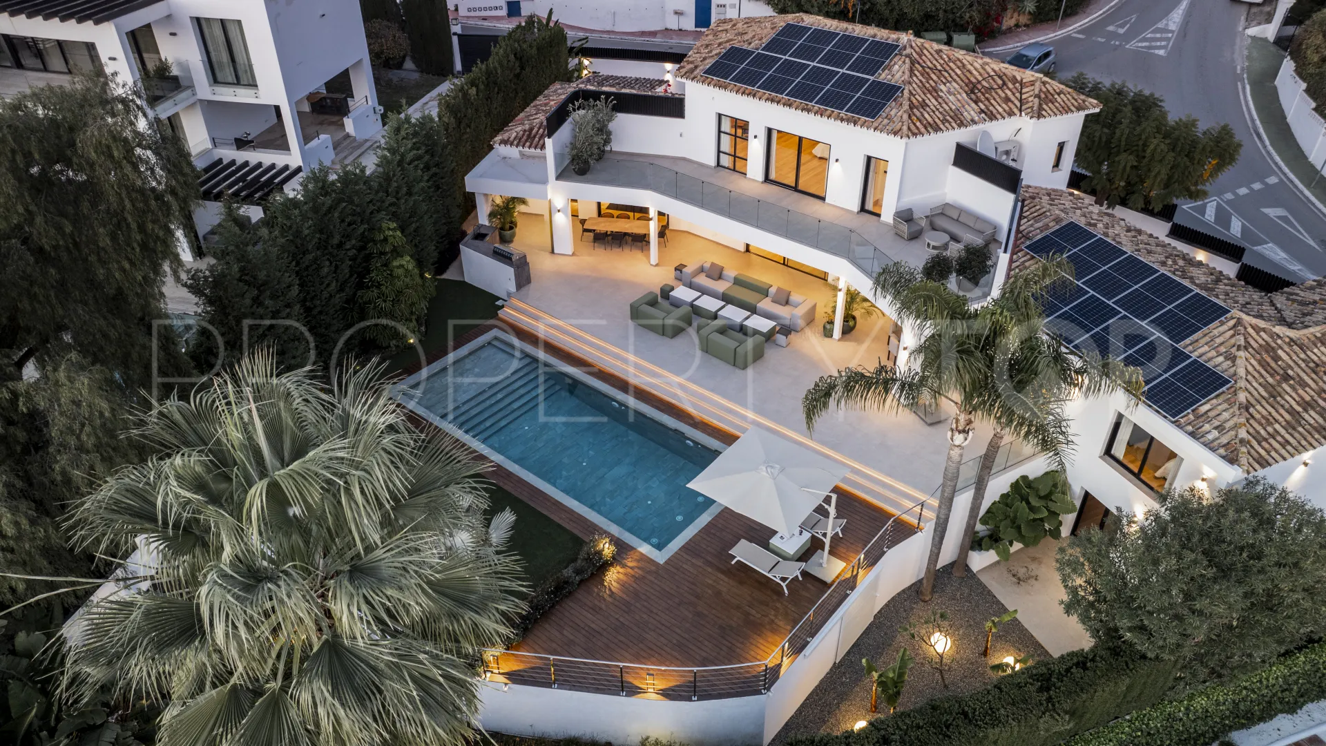 Comprar villa en Nagüeles