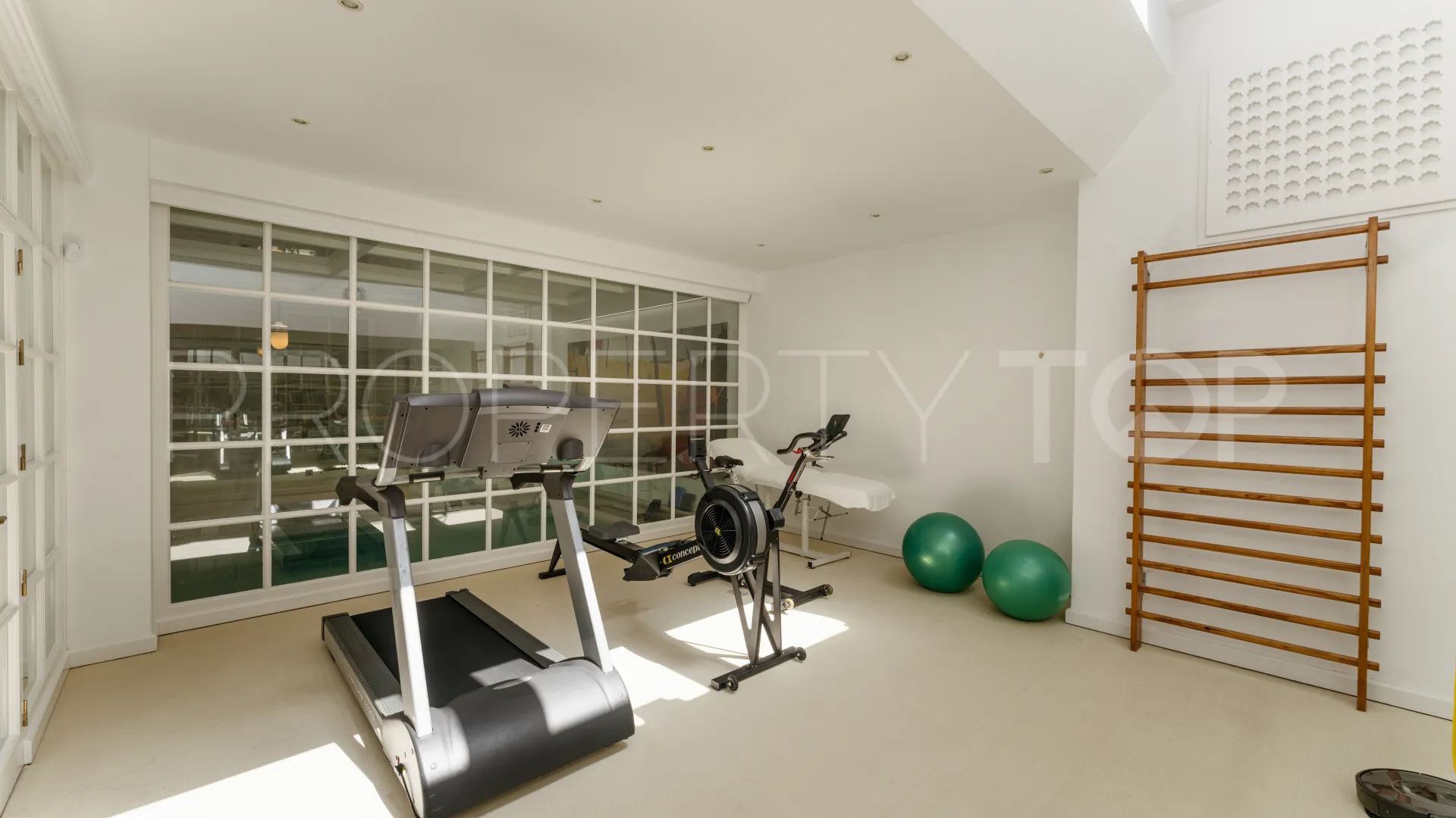 Sierra Blanca, villa de 6 dormitorios en venta