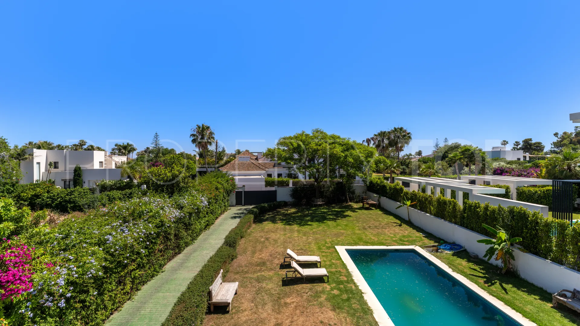 Villa for sale in Casasola