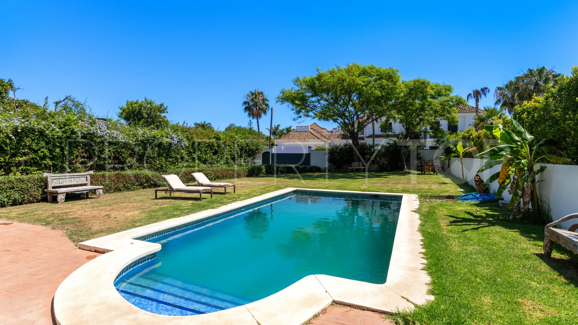 Villa for sale in Casasola
