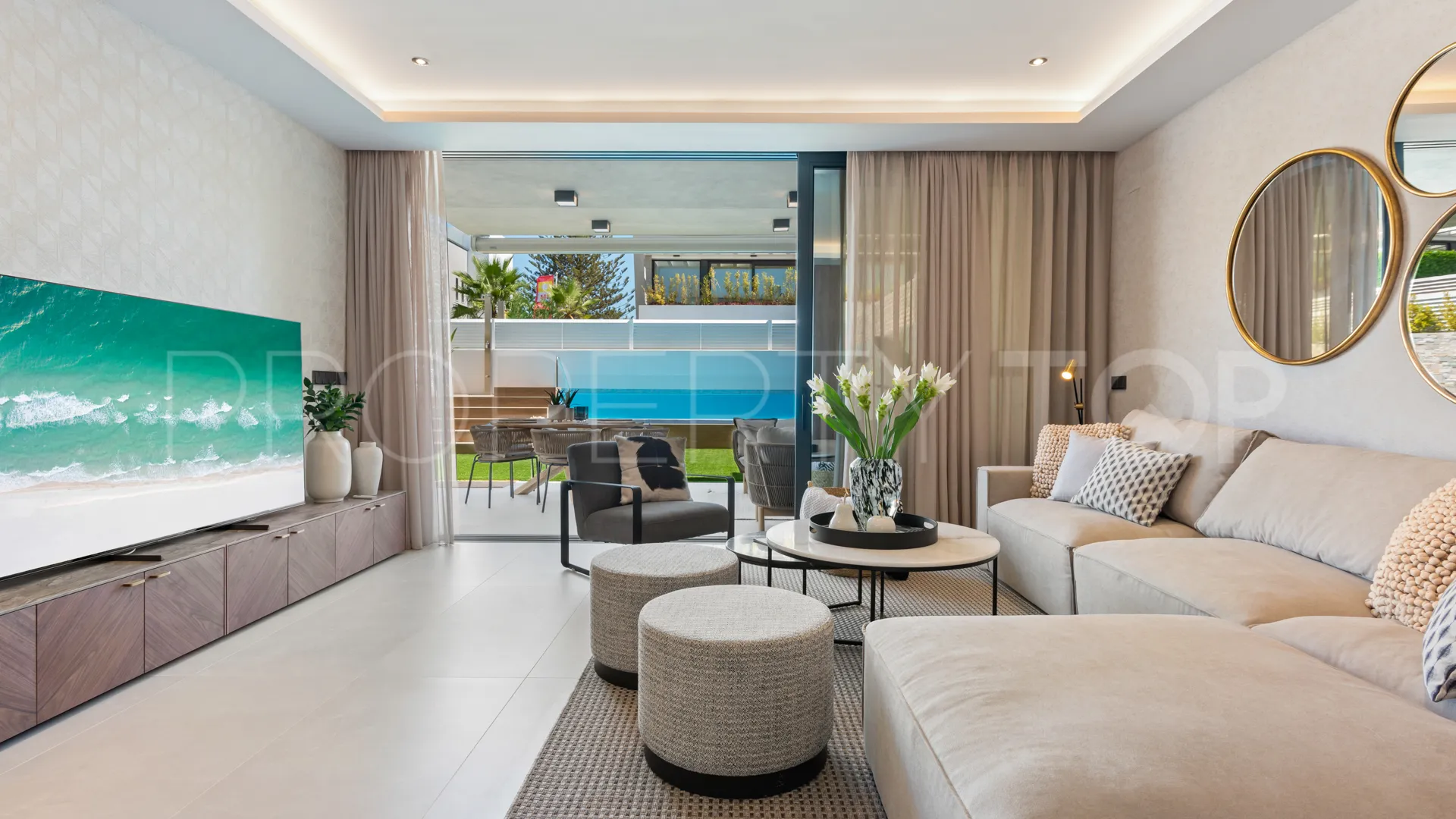Adosado en venta en Marbella - Puerto Banus con 5 dormitorios