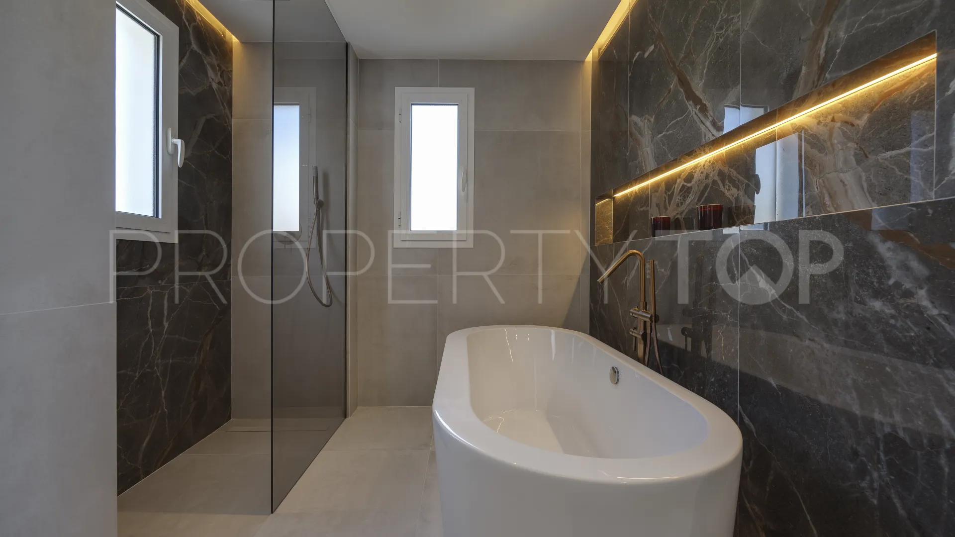 Apartamento a la venta en Altos de La Quinta de 3 dormitorios