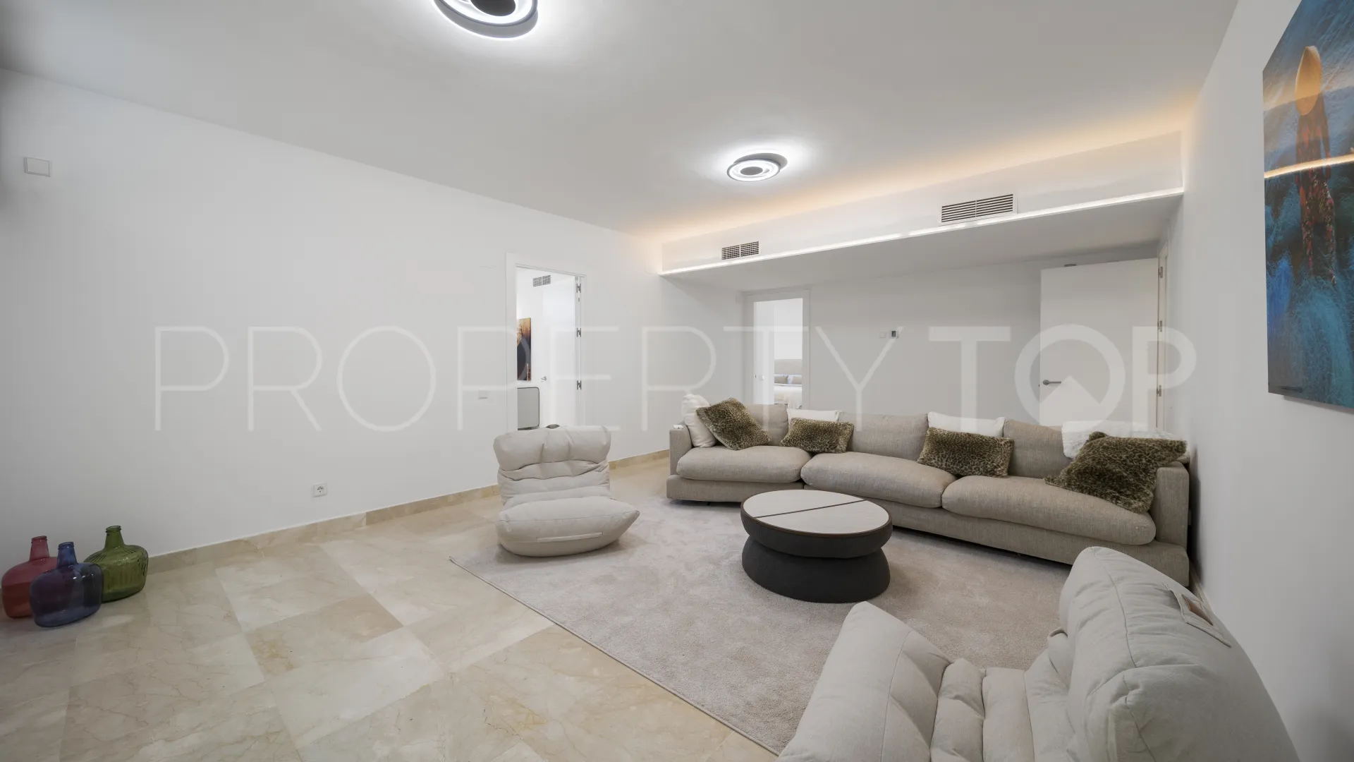 7 bedrooms La Capellania town house for sale