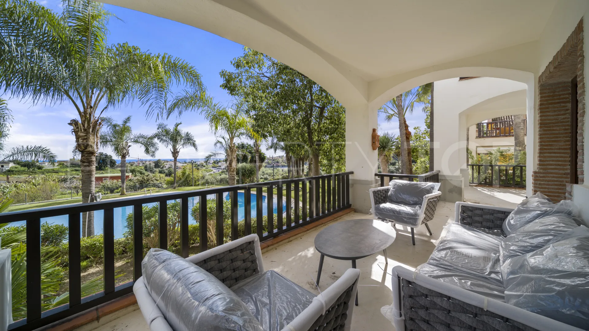 7 bedrooms La Capellania town house for sale