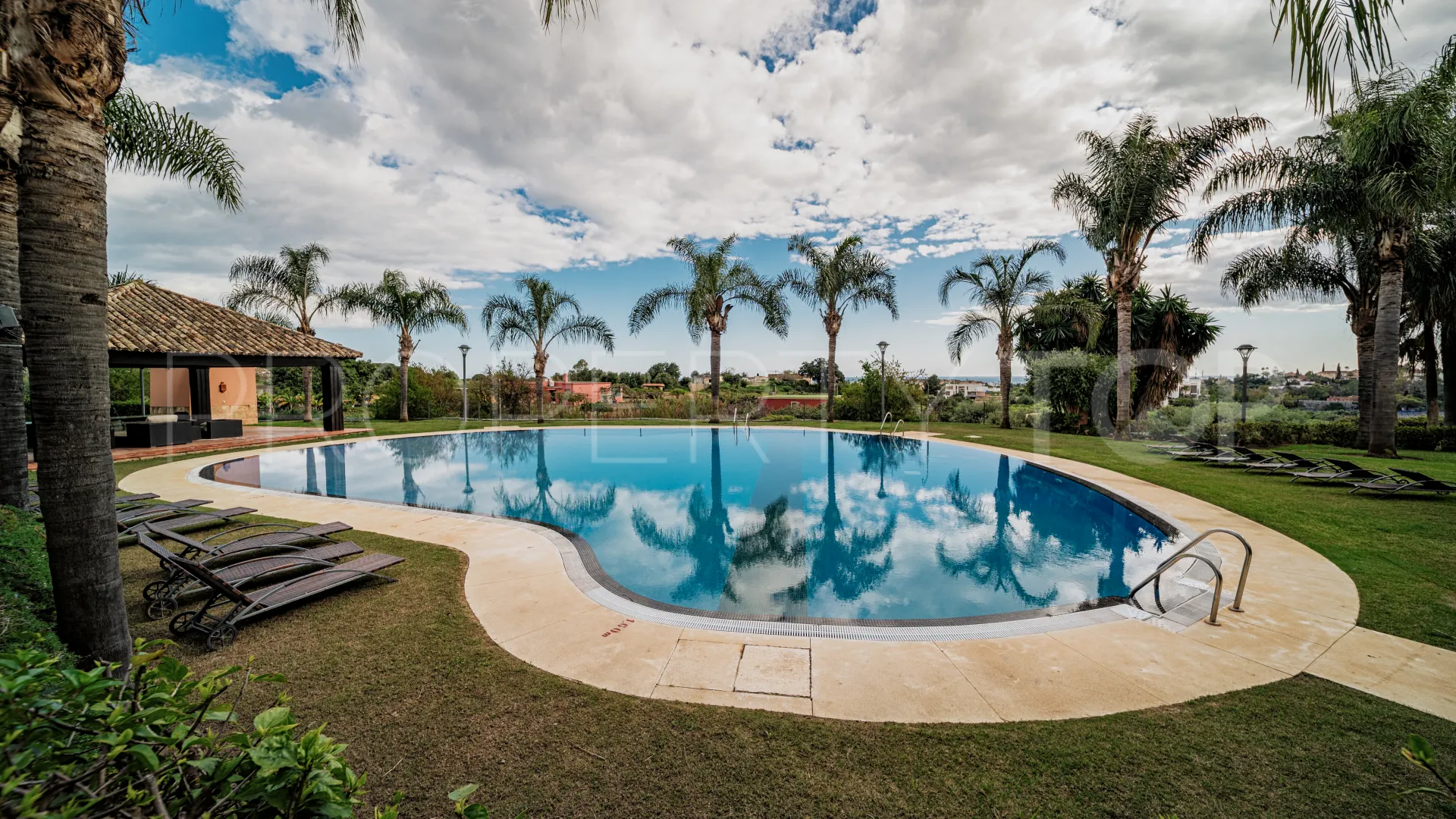 7 bedrooms La Capellania town house for sale