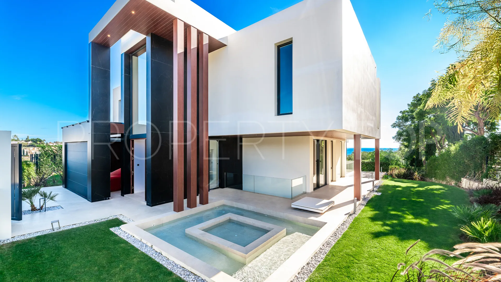 5 bedrooms Los Flamingos Golf villa for sale