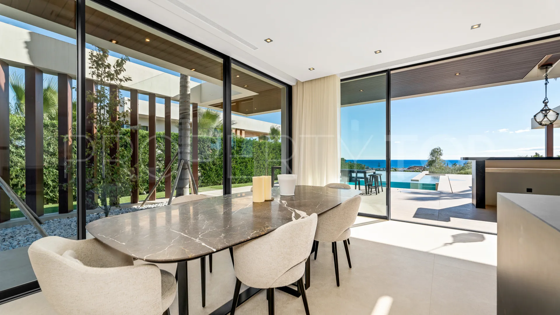 5 bedrooms Los Flamingos Golf villa for sale