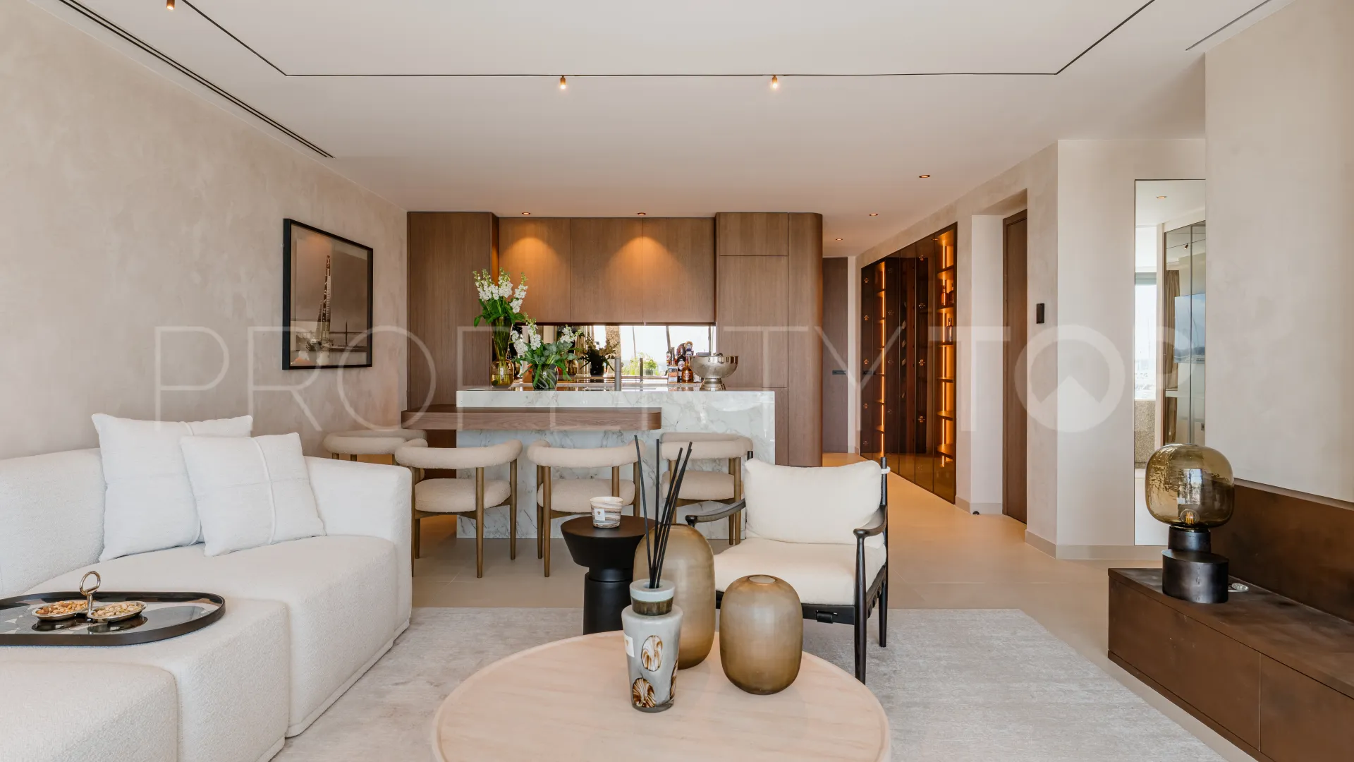 Se vende apartamento de 3 dormitorios en Marbella - Puerto Banus