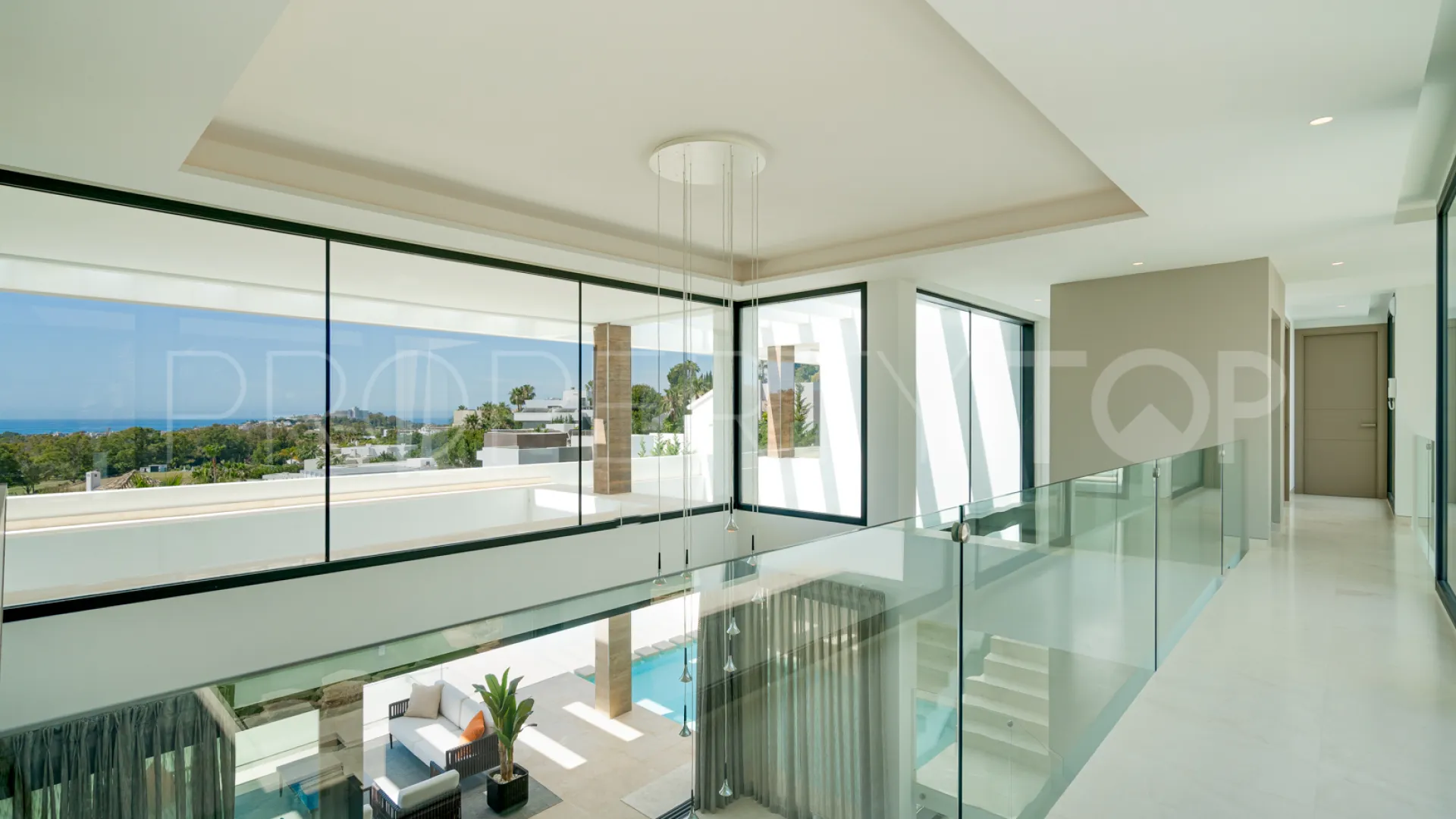 Villa for sale in La Alqueria with 5 bedrooms